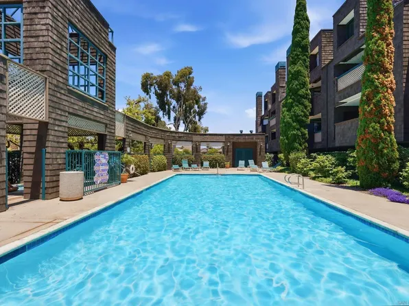 4435 Nobel Dr Unit 30, San Diego, CA 92122