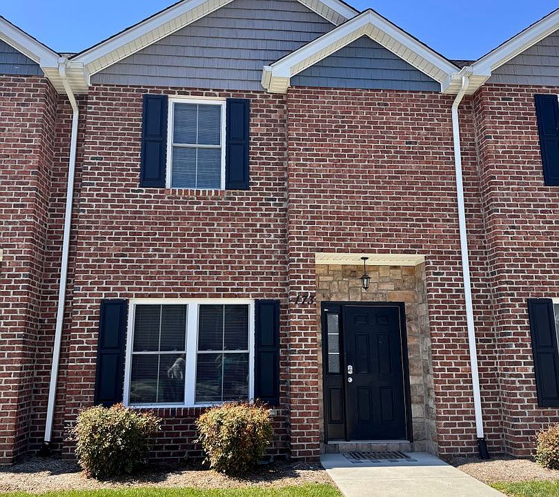 1st image of 175 Cedar Point Ln