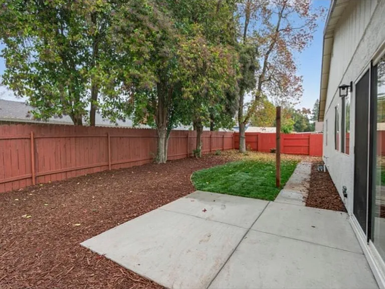 1373 Grendel Way — Photo 13