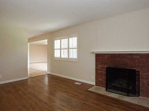 2nd image of 1263 Kimberly Dr