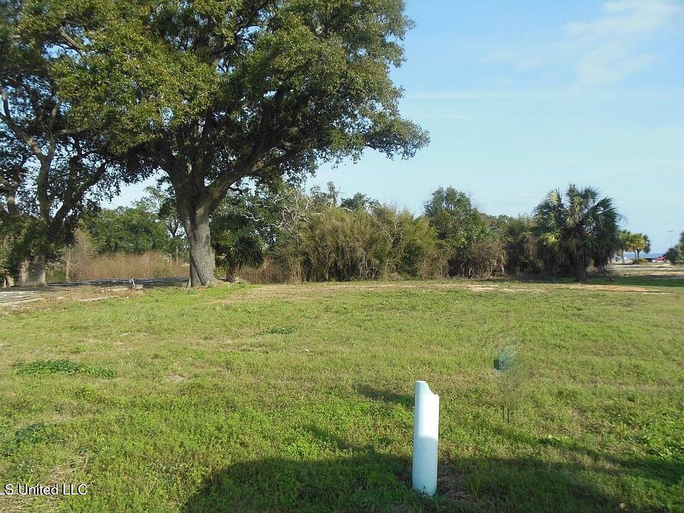 1st image of 124 Texas Ave