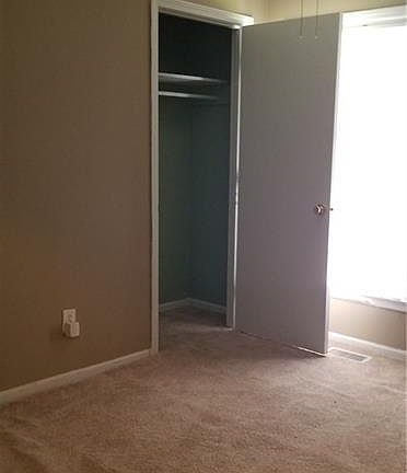 4th image of 1016 Fontana St