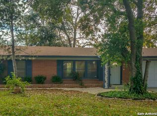 214 Rolling Green Dr, San Antonio, TX 78228