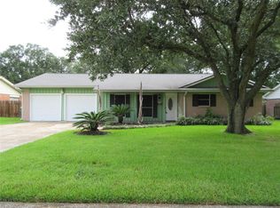 1803 Raintree St, Baytown, TX 77520