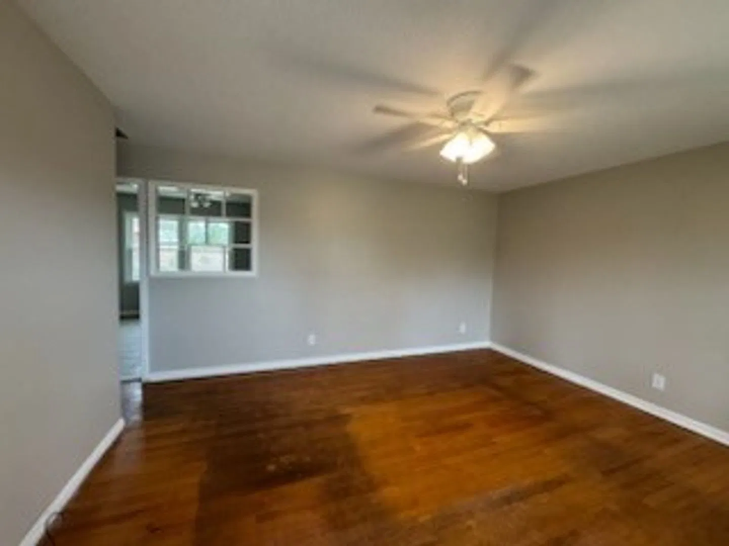 5627 Carson — Photo 2