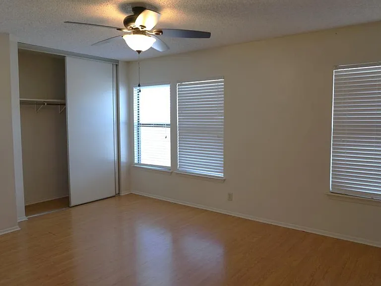 7515 Foss Mdws — Photo 27