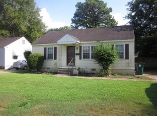 615 W Adams Ave, Greenwood, MS 38930