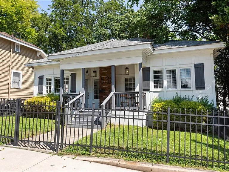 538 Winton Ter NE #A — Photo 24