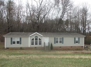 1480 Player Rd, Gretna, VA 24557