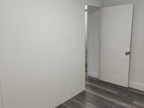 3rd image of 411 S Arch St #1