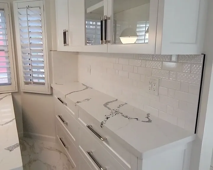 11940 Weddington St #16 — Photo 3