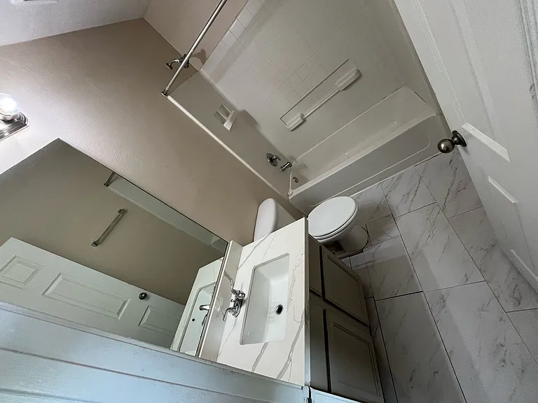 23423 High Pt St — Photo 10