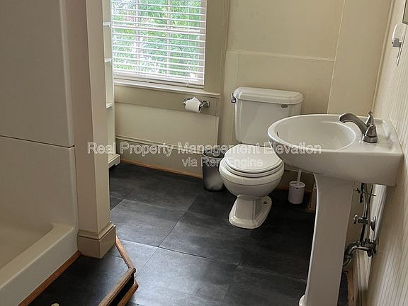 5th image of 523 S Cameron St APT 3