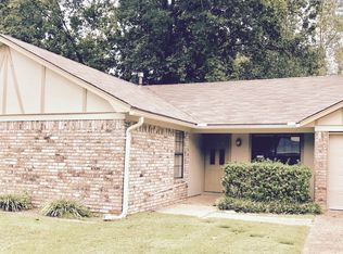 31 Oak Forest Dr, Maumelle, AR 72113