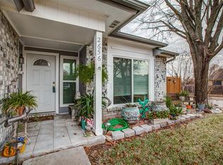 2656 Sunset Dr, Glenn Heights, TX 75154