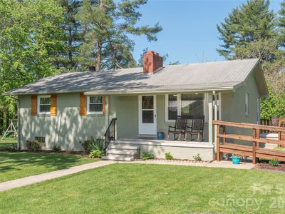65 Lakeview St, Clyde, NC, 28721