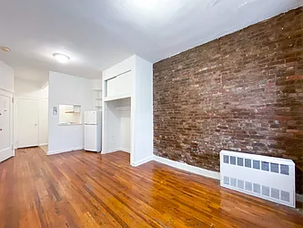 Rented by City Connections Realty