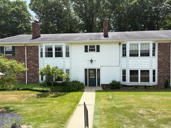 7010 Carriage Hill Dr APT 201