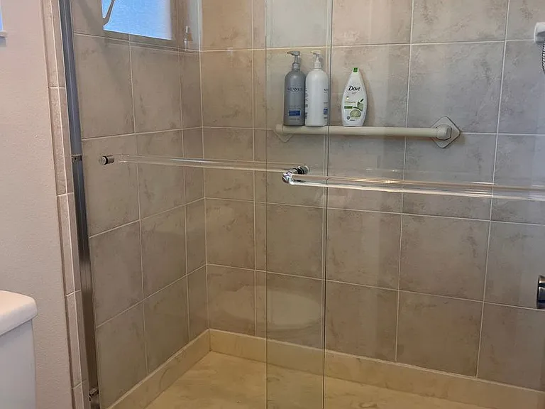 748 Avenida Estancia #B — Photo 22