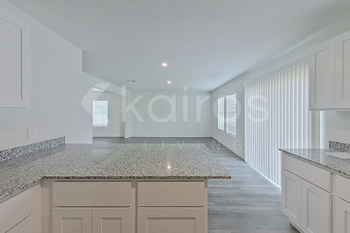 4020 Garden Blvd — Photo 7