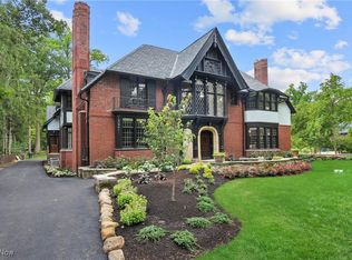 2970 Fairmount Blvd, Cleveland Heights, OH 44118