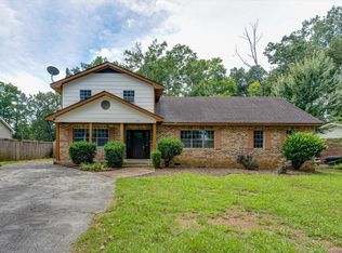 5520 Spring Garden Ln, Chattanooga, TN 37411