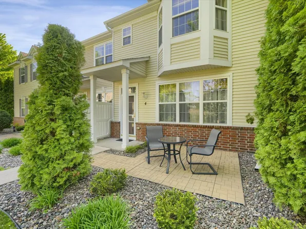4435 Empress Dr N Unit 4, Hugo, MN 55038