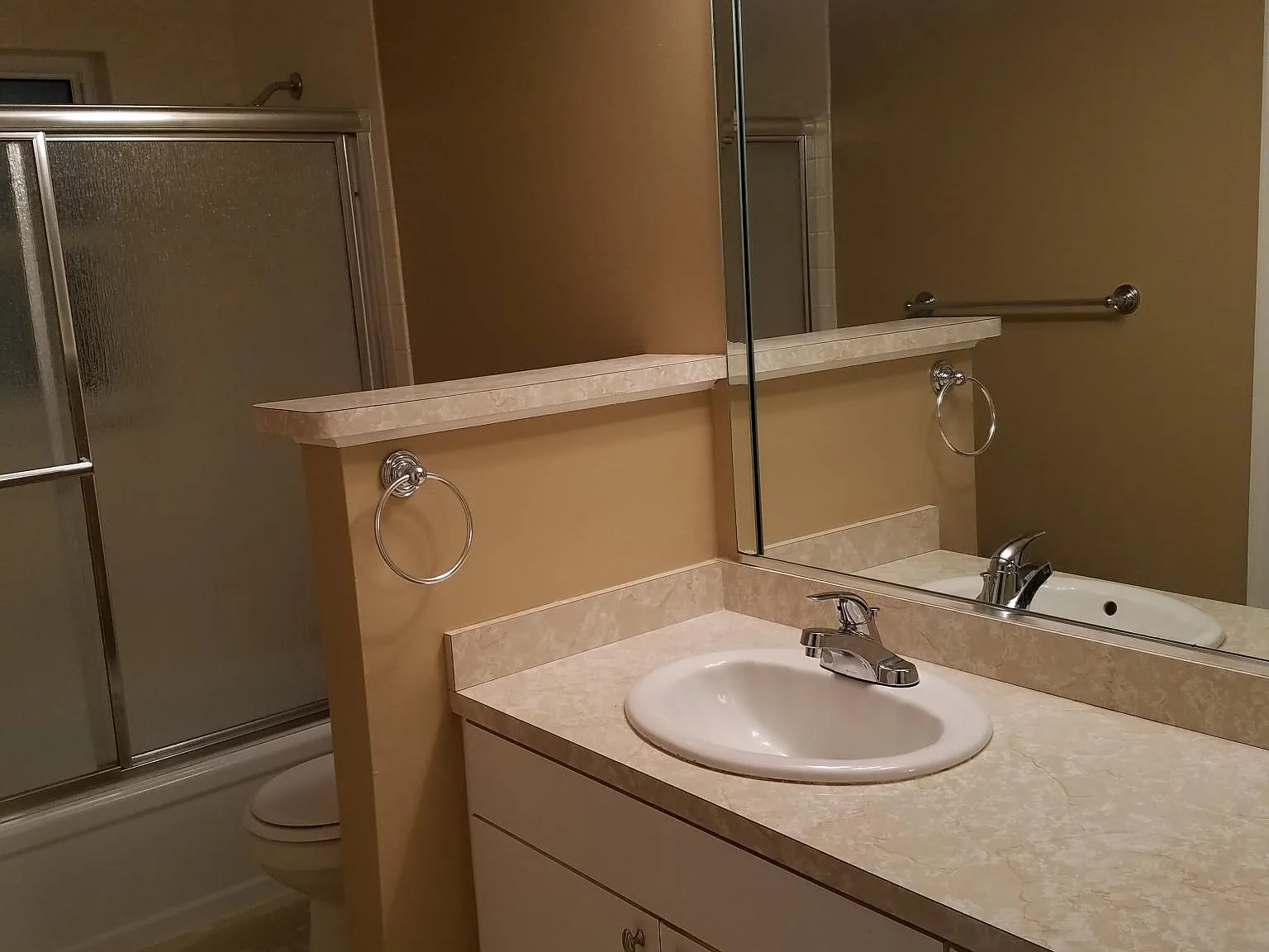 1 bed, 780 sqft, $1,500 — Photo 4