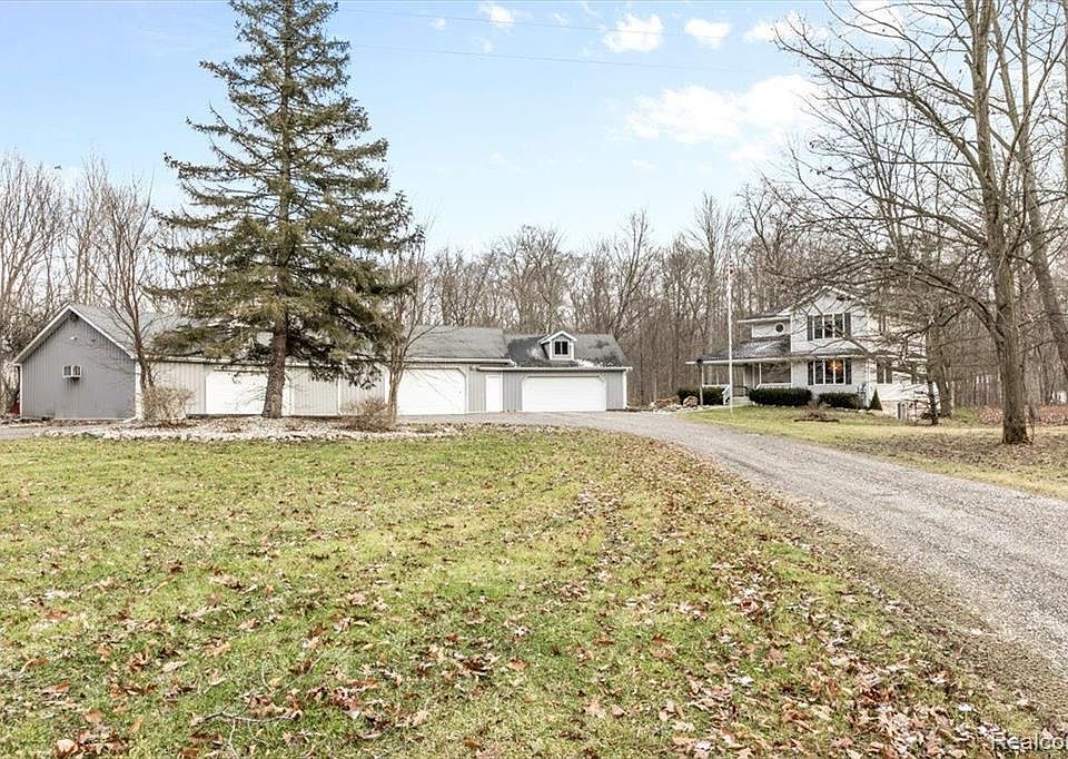 4742 Brown Rd, Avoca, MI 48006 Zillow