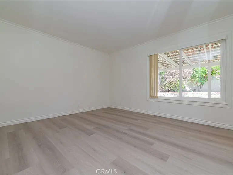 4881 Winvale Ave — Photo 15