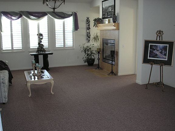 4th image of 2514 Rose Hill Ln