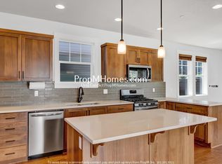 29176 SW Costa Cir E, Wilsonville, OR 97070