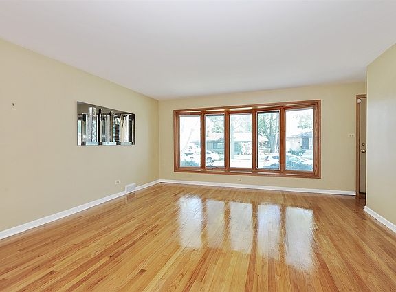2nd image of 7446 Karlov Ave