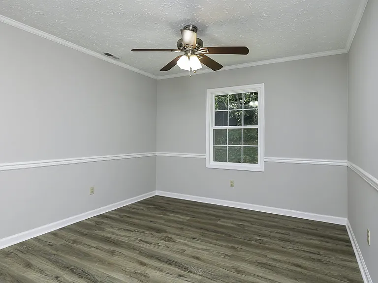 5 Cooperfield Ave — Photo 13