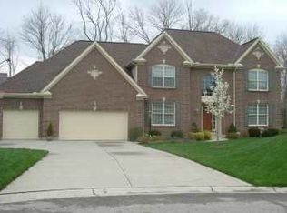 1108 Oak Ridge Ct, Loveland, OH 45140
