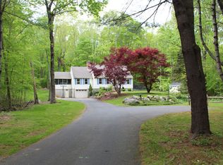 6 Fern Ln, Madison, CT 06443