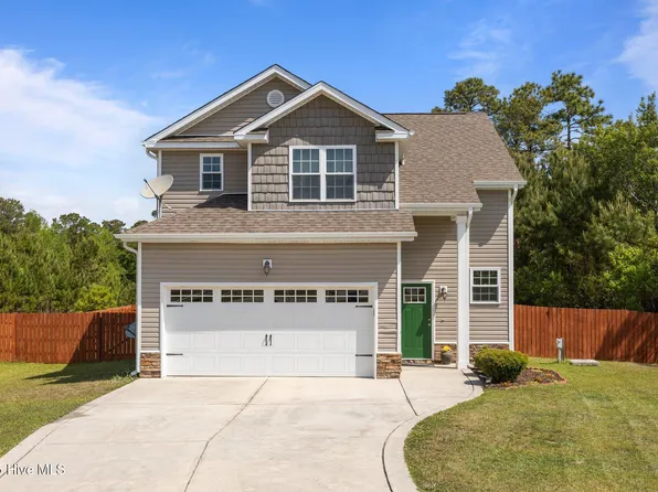 110 Costa Court, Sneads Ferry, NC 28460