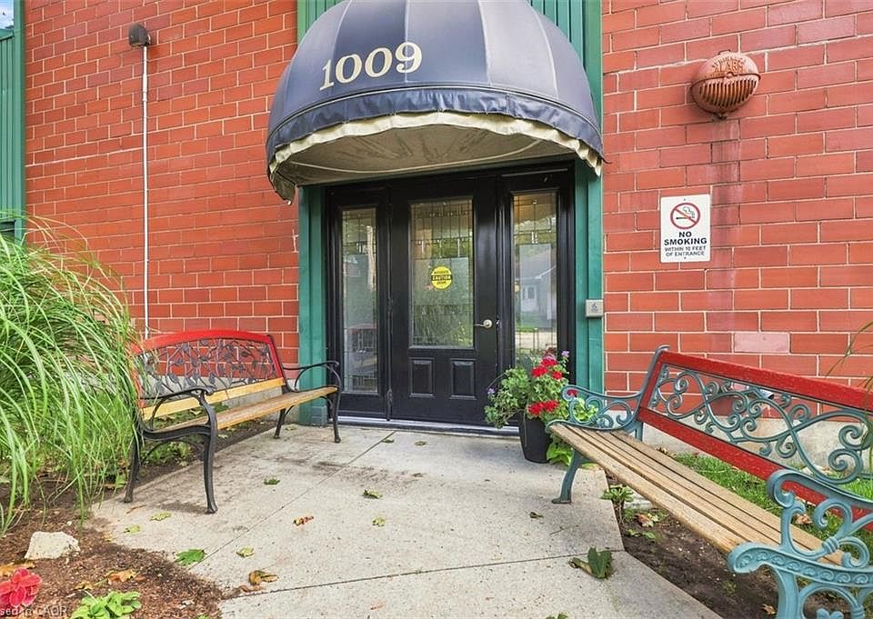 1st image of 1009 Queenston Rd #217