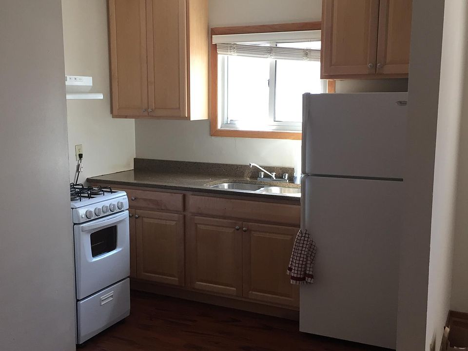 2nd image of 2800 Colfax Ave S