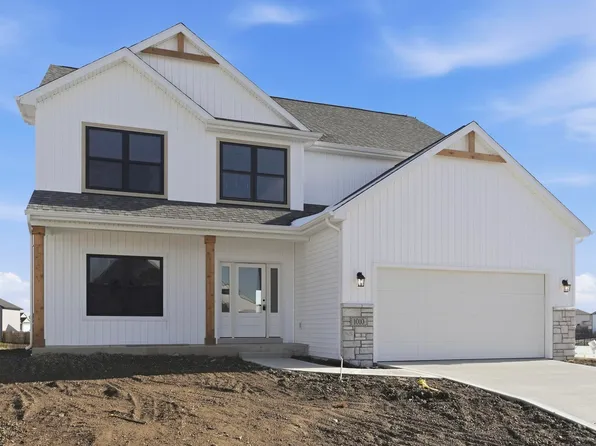 1010 Arthur Heights Dr, Fort Wayne, IN 46818