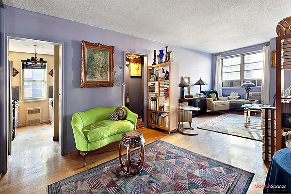 Sold by Modern Spaces | media 13