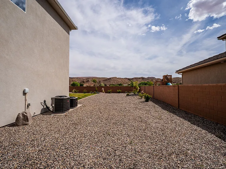 2986 E Smith Creek Dr — Photo 33