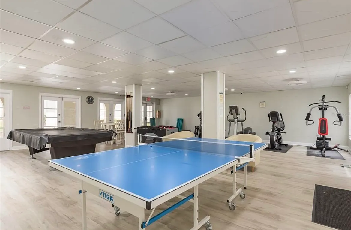 2700 Bayshore Blvd — Photo 3