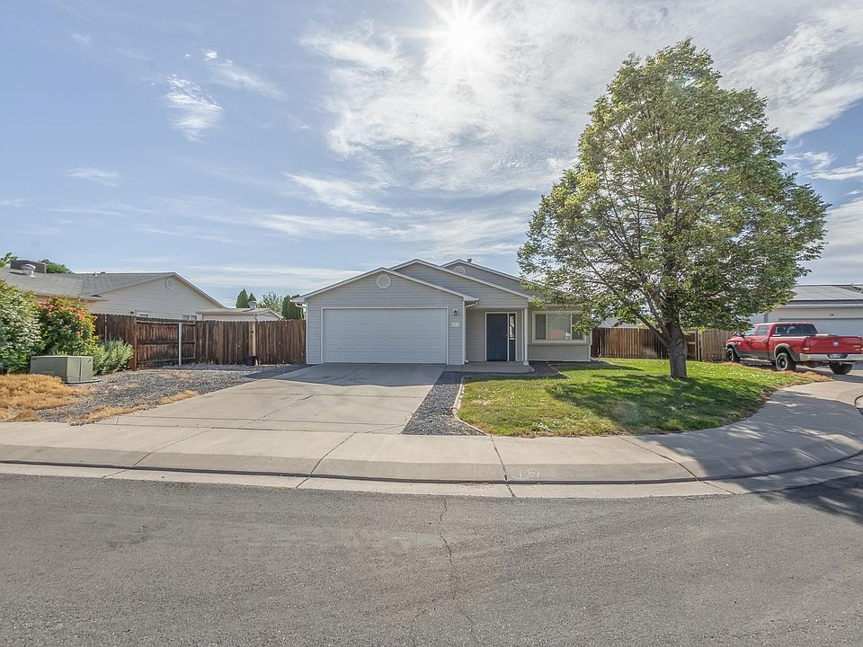 1st image of 430 Countryside Ln