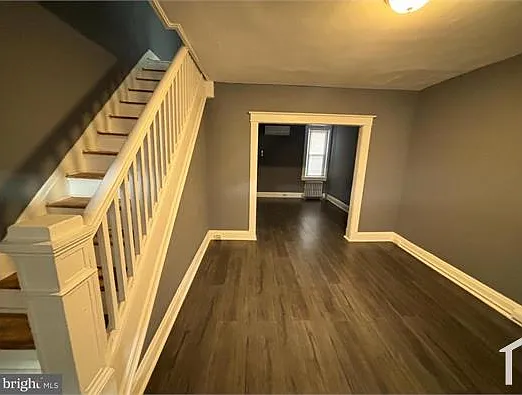 3 bed, $1,800 — Photo 2