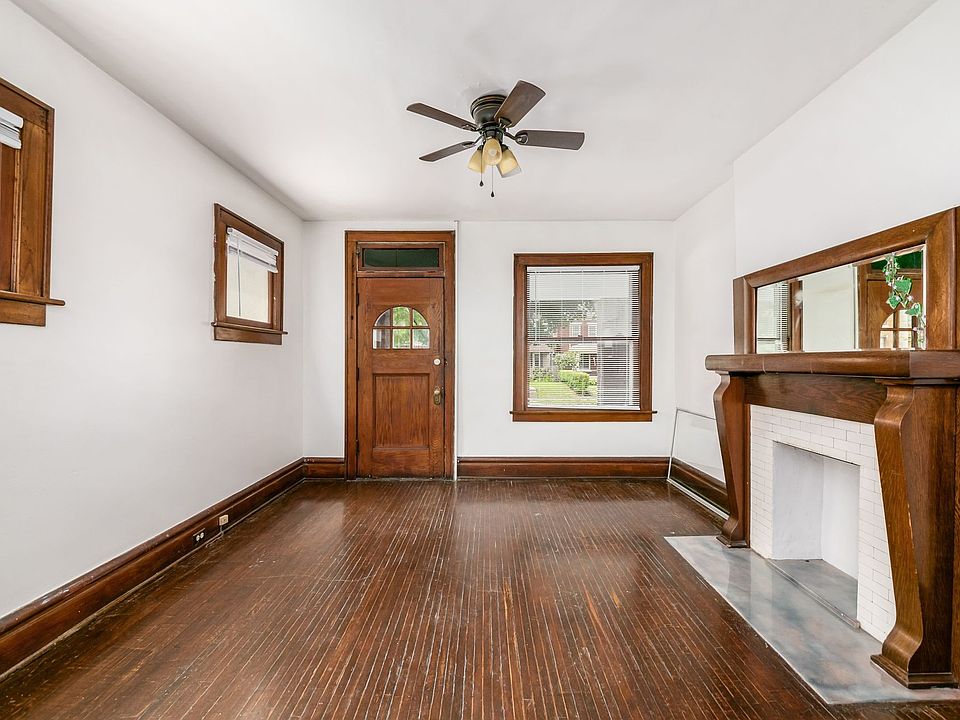 1st image of 1466 Summit St