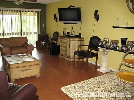 3rd image of 5174 Cypress Creek Dr #204