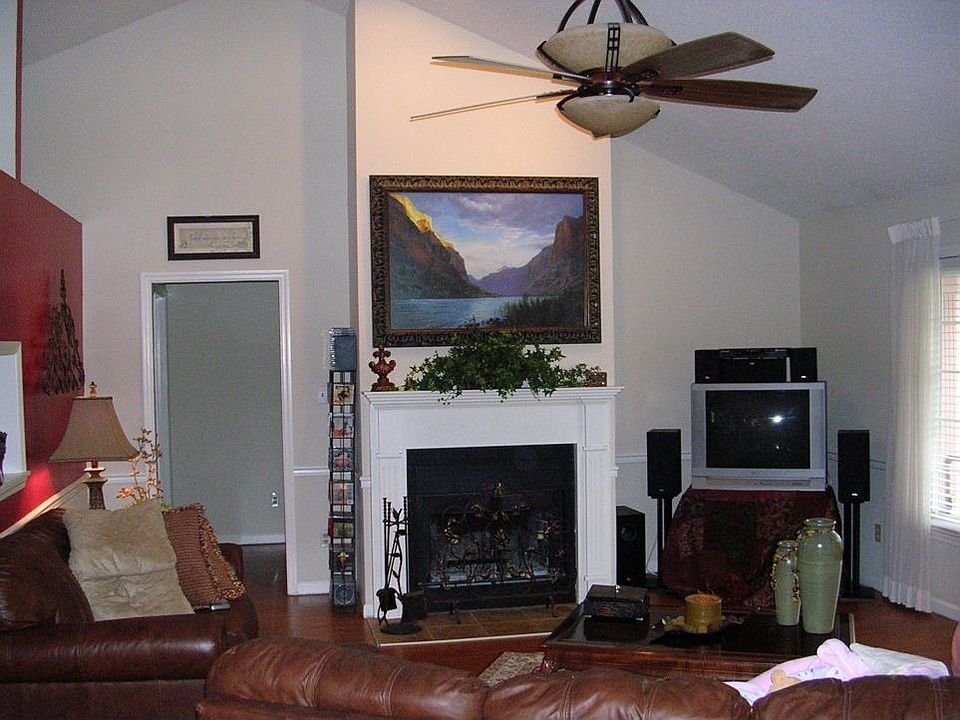 Living Room with Fireplace