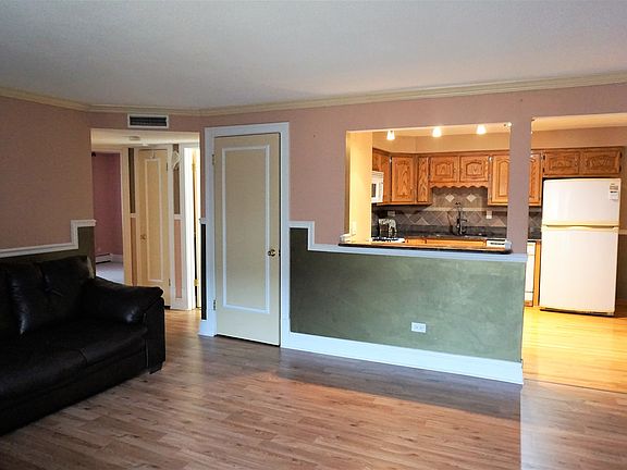 2nd image of 11121 S 84th Ave APT 2B