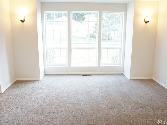 4th image of 2924 Applehill Ct NE